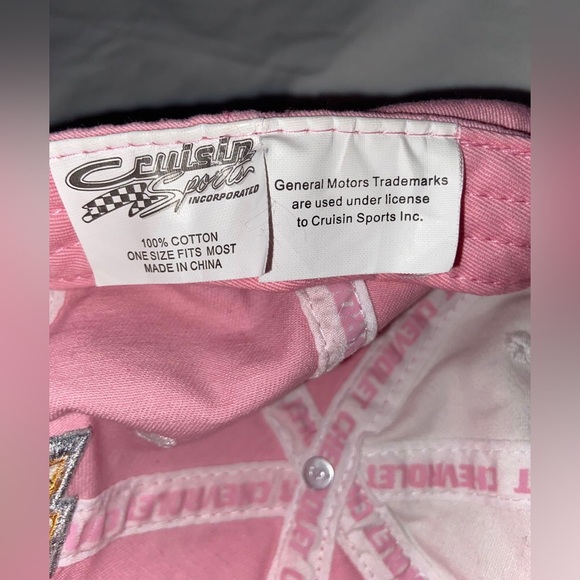 Y2K butterfly Chevrolet hat - Picture 6 of 6